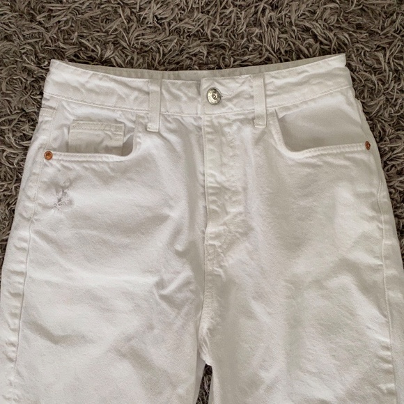 ZARA White Ripped Jeans - Picture 3 of 6